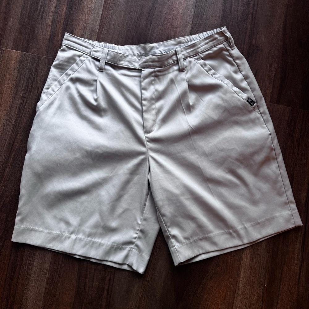 Columbia Women’s White Golf Shorts Size 12 Performance Stretch Casual Summer - Picture 2 of 8